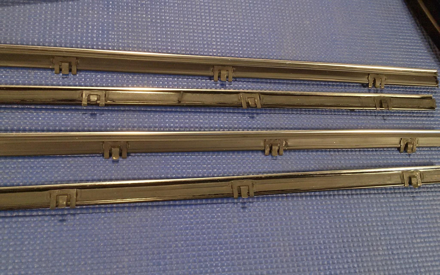 1967-1972 CHEVROLET P-UP TRUCK STAINLESS DOOR WINDOW FELT & RUN CHANNEL SEAL SET