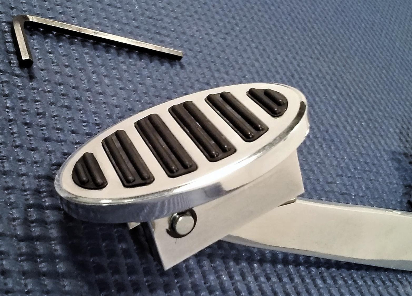 POLISHED ALUMINUM SMALL OVAL GAS PEDAL FIREWALL MOUNT ASSEMBLY
