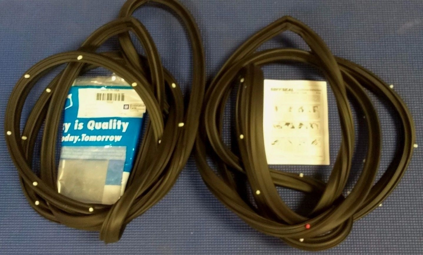 1968 - 1972 CHEVROLET EL CAMINO DOOR RUBBER WEATHER SEAL SET WITH CLIPS