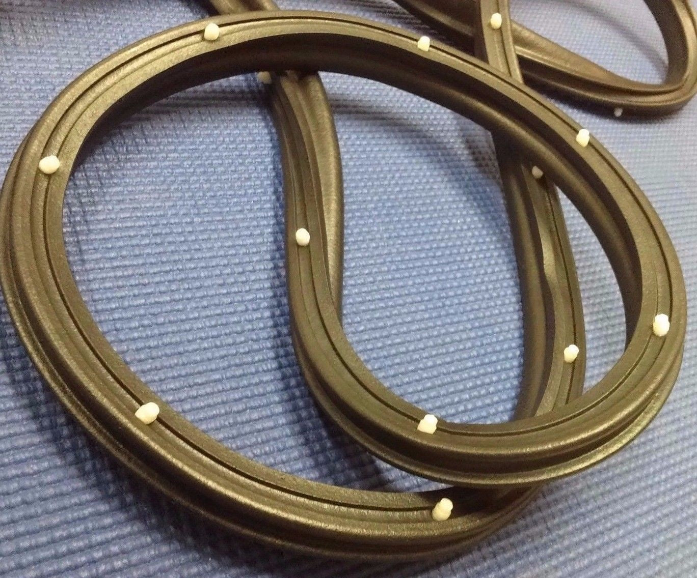 1969 -1972 CHEVROLET CHEVELLE MONTE CARLO DOOR RUBBER WEATHER SEAL SET W/ CLIPS