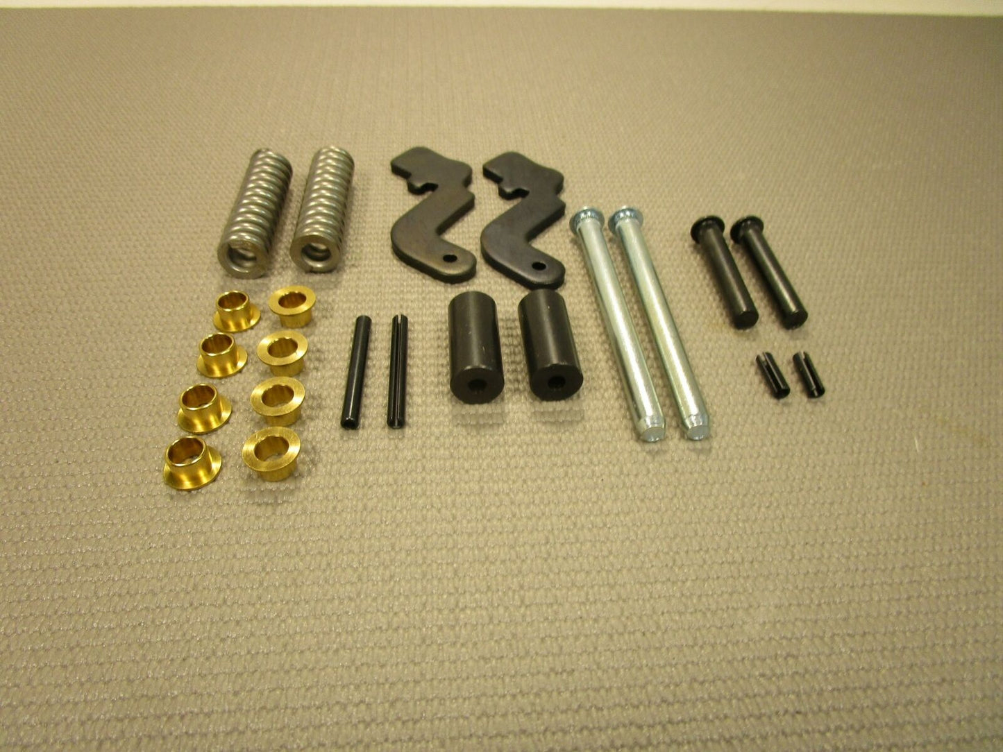 1971 1972 1973 1974 CHRYSLER DODGE CHARGER B-BODY DOOR HINGE REBUILD REPAIR KIT