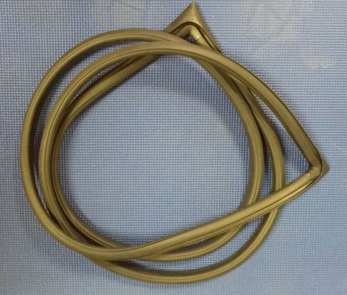 1968 - 1971 DODGE D100-800 PICKUP TRUCK LARGE REAR WINDOW RUBBER SEAL GASKET
