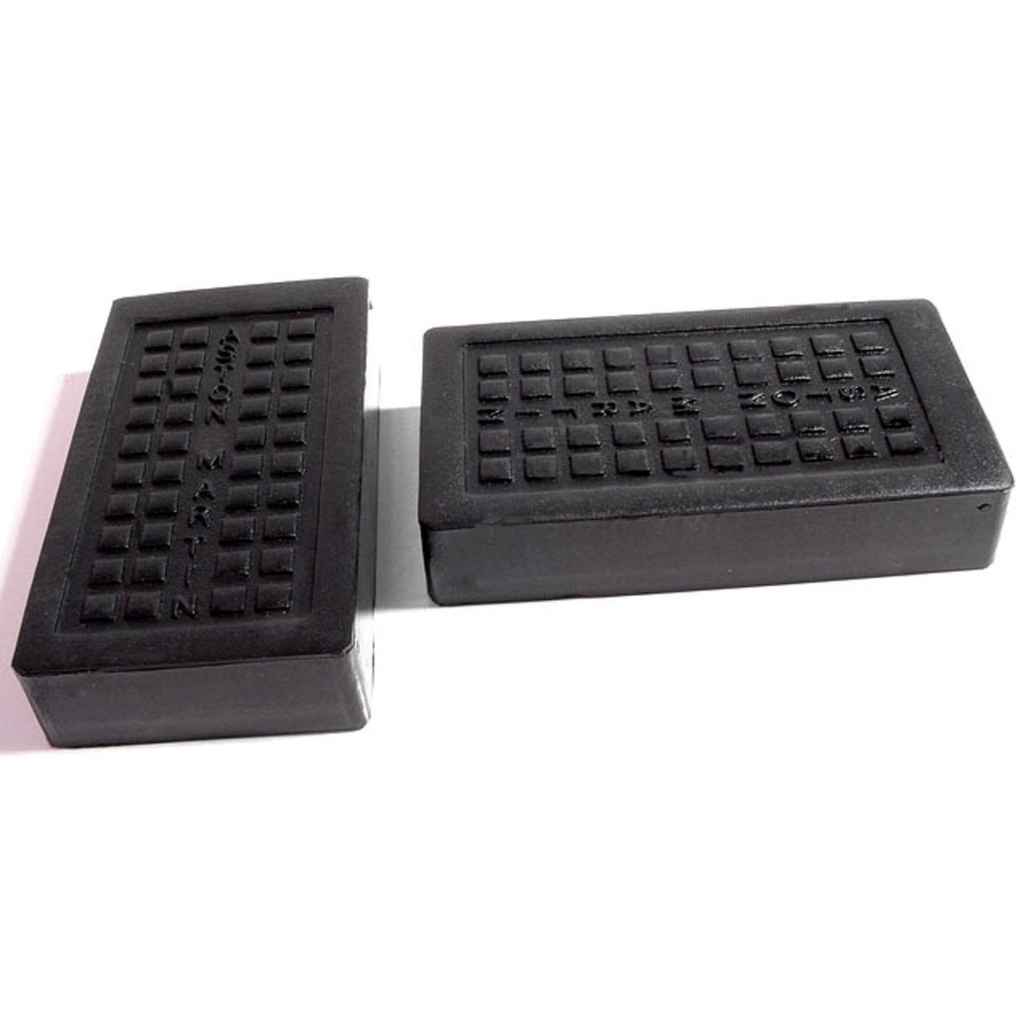 Clutch & Brake Pedal Pads For Aston Martin DB 1957-1959, DB2 1950-1953 - CB 175
