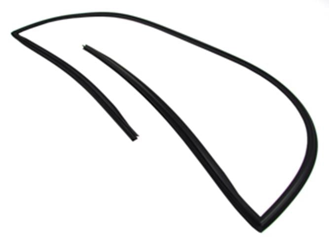 2005 - 2015 TOYOTA - TACOMA WINDSHIELD MOLDING