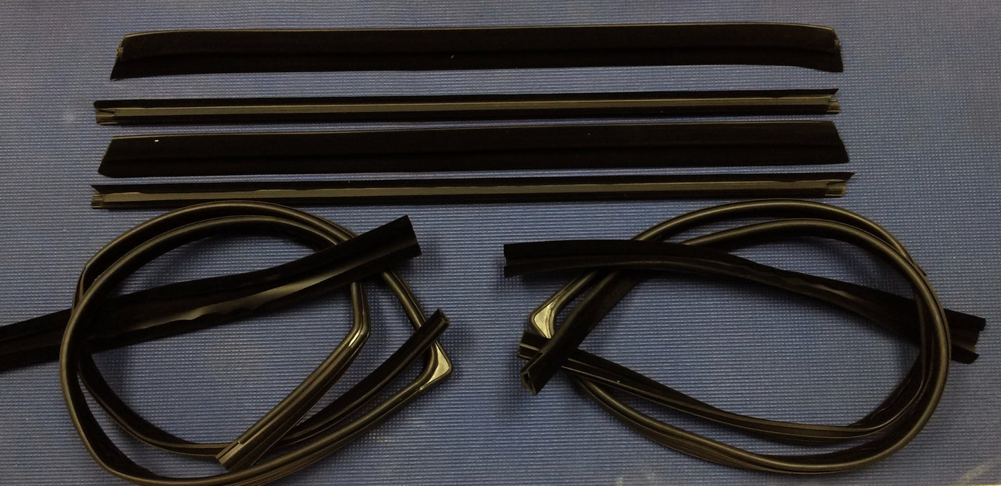 1994-2002 DODGE RAM PICKUP TRUCK FRONT DOOR WINDOW FELT AND RUN CHANNEL SEAL SET