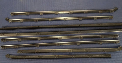 1967 - 1969 DODGE DART 2 DR HARDTOP DOOR WINDOW FELT FUZZIES RUBBER SEAL KIT USA