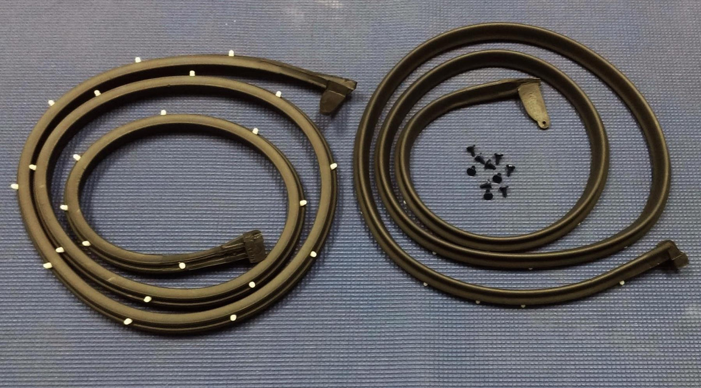 1963 1964 CHEVROLET IMPALA 2DR HARDTOP CONVT MOLDED RUBBER DOOR WEATHER SEAL SET