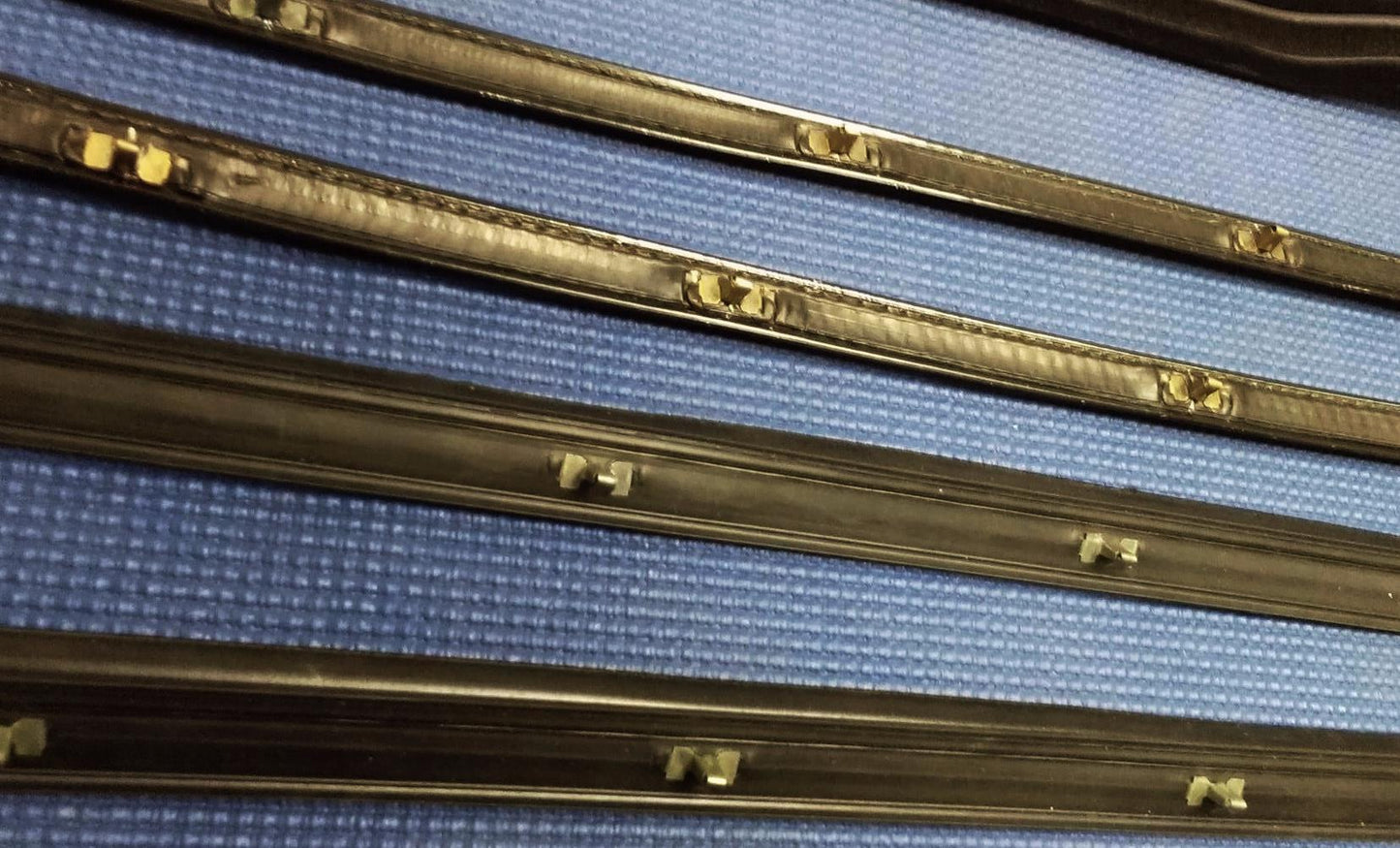 1971 1972 FORD PICKUP TRUCK COMPLETE DOOR RUN CHANNELS WINDOWFELT FUZZIES KIT