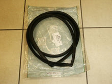 1967-1970 CHEVROLET PICK-UP TRUCK BLAZER SUBURBAN WINDSHIELD RUBBER SEAL GASKET