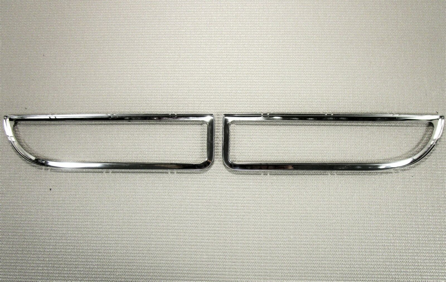 1970 - 1973 CHEVROLET CAMARO STANDARD PARK LAMP TRIM STAINLESS TRIM RING SET