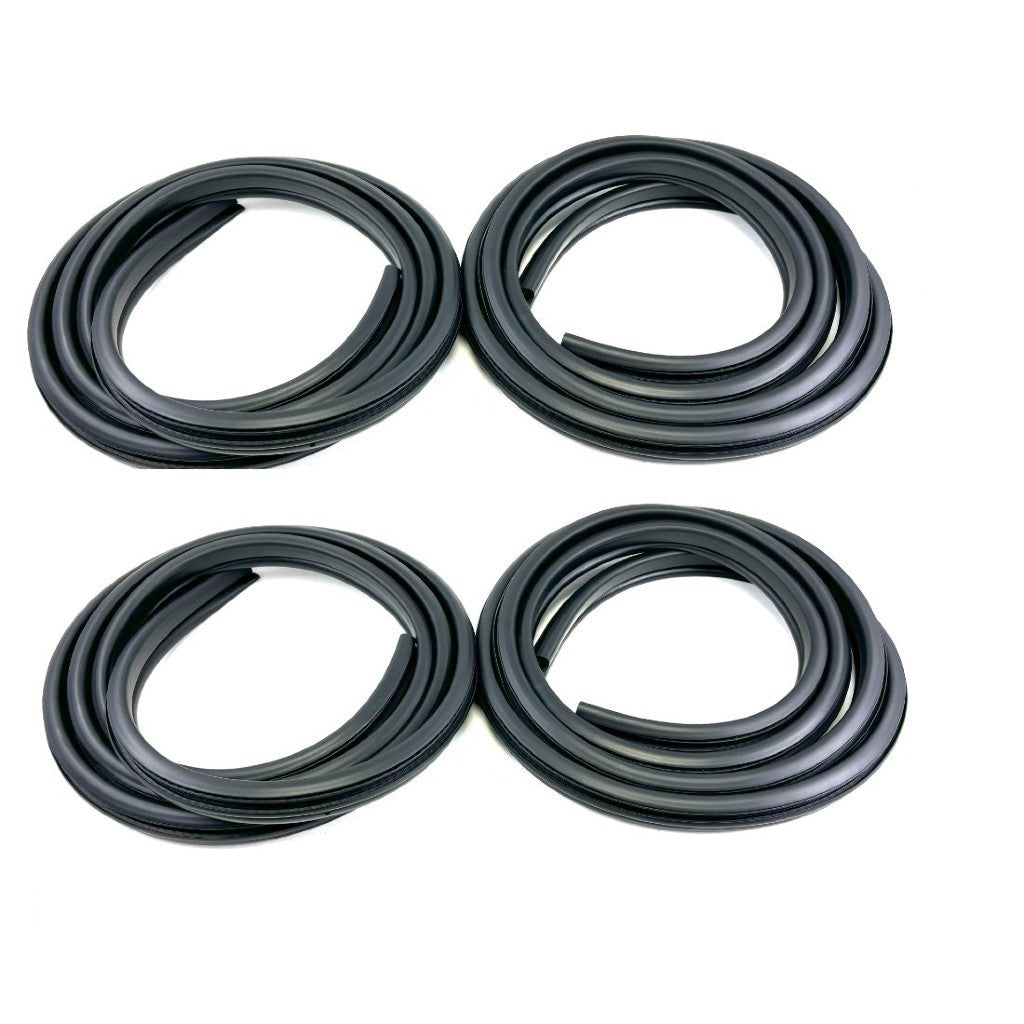 2005-2010 Jeep Grand Cherokee Door Seal on Body 4 pc Kit