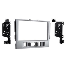 Metra 95-7361S Hyundai Santa Fe 2010-2012 with Nav Dash Installation Kit