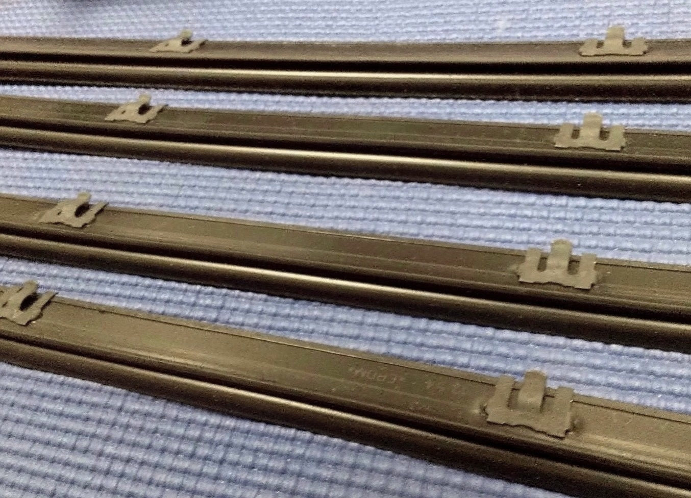 1972-1977 DODGE D100 PICKUP TRUCK RUBBER DOOR SEALS RUN CHANNELS WINDOWFELTS KIT