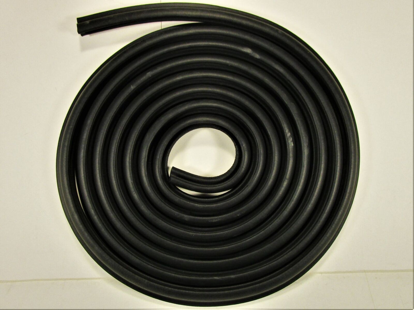 1970 1971 1972 CHEVROLET MONTE CARLO TRUNK WEATHERSTRIPE RUBBER SEAL GASKET