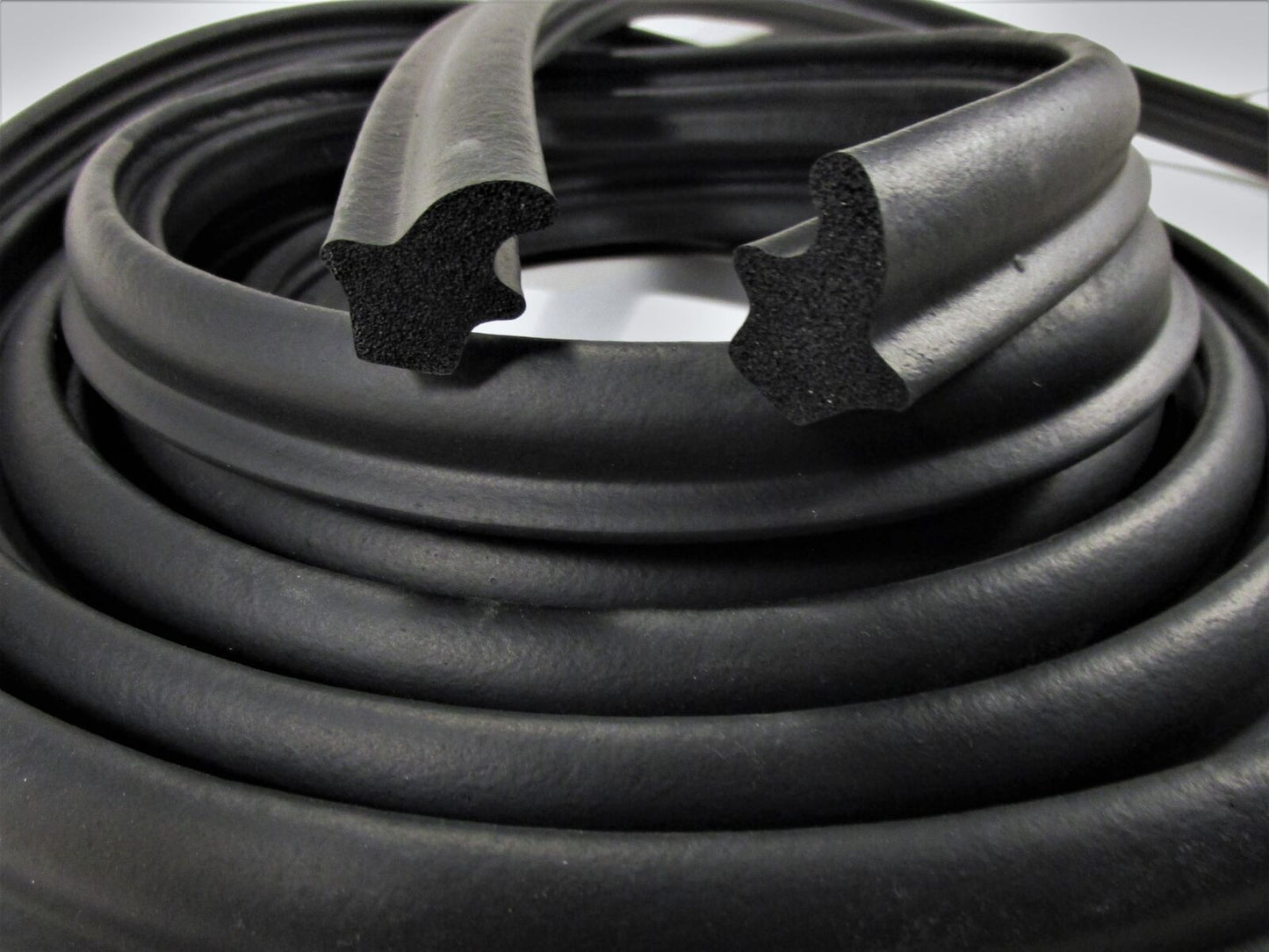 1970 1971 1972 CHEVROLET MONTE CARLO TRUNK WEATHERSTRIPE RUBBER SEAL GASKET