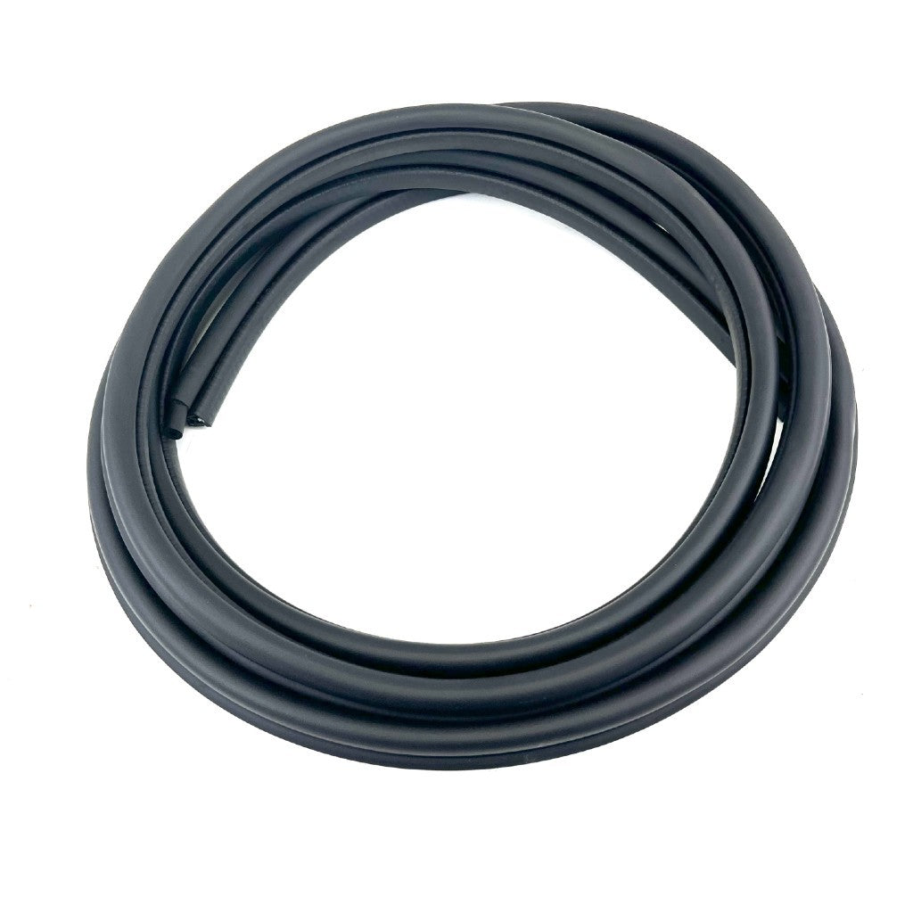 2003 Chevrolet Express Van Door Seal on body, front