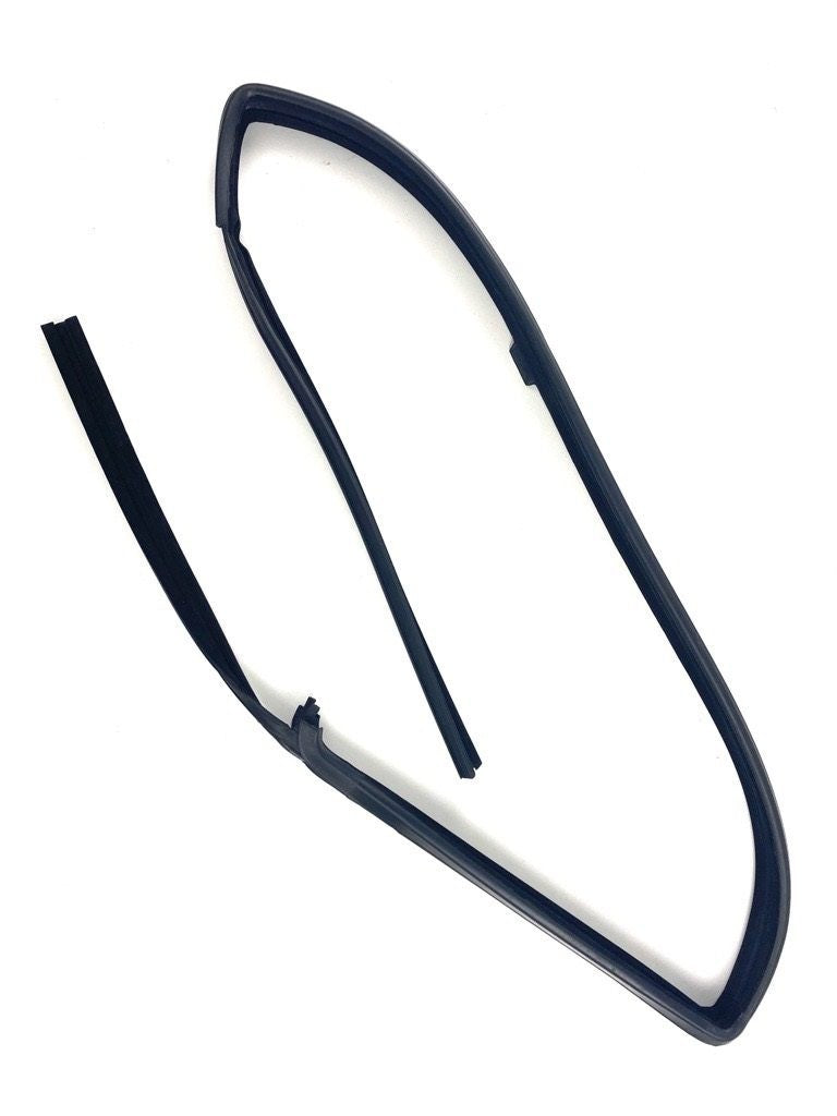 1986-1992 Nissan Pathfinder Glass Run Channel