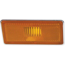 1974-79 Chevrolet Corvette; Side Marker Light; Right Front - 1974 Late