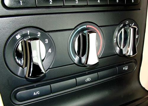 2007-11 Ford Mustang; Smooth Chrome; AC Knob Covers
