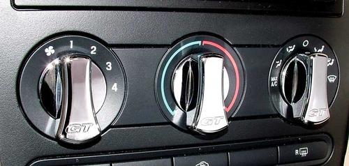 2005-09 Ford Mustang; AC Knob Cover Set; Smooth Chrome; With GT Logo