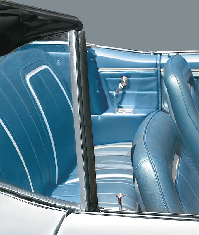 K1039 - 1967-69 Camaro, Firebird; Quarter Window Vertical Chrome Molding Set; Pair;