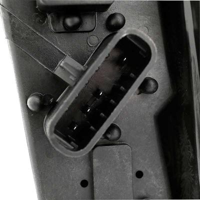 1988-2002 Chevy, GMC C/K Pickup, 1992-00 Tahoe, Yukon 1999-2000 Escalade; Tail Lamp Lens and Housing Assembly; with Bulb Holder Sockets & Bulbs; with Bulb Holder Sockets & Bulbs; RH Passenger Side