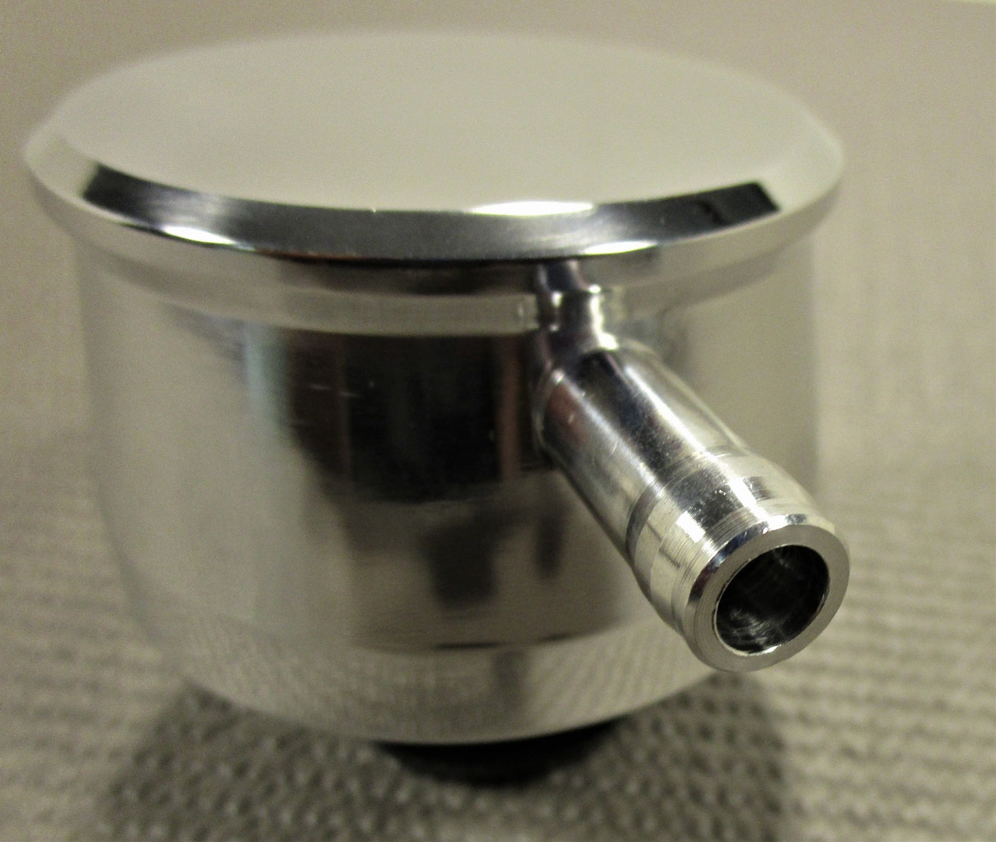 CHEVROLET FORD HI-SHINE POLISHED BILLET ALUMINUM PUSH-IN PCV BREATHER VALVE