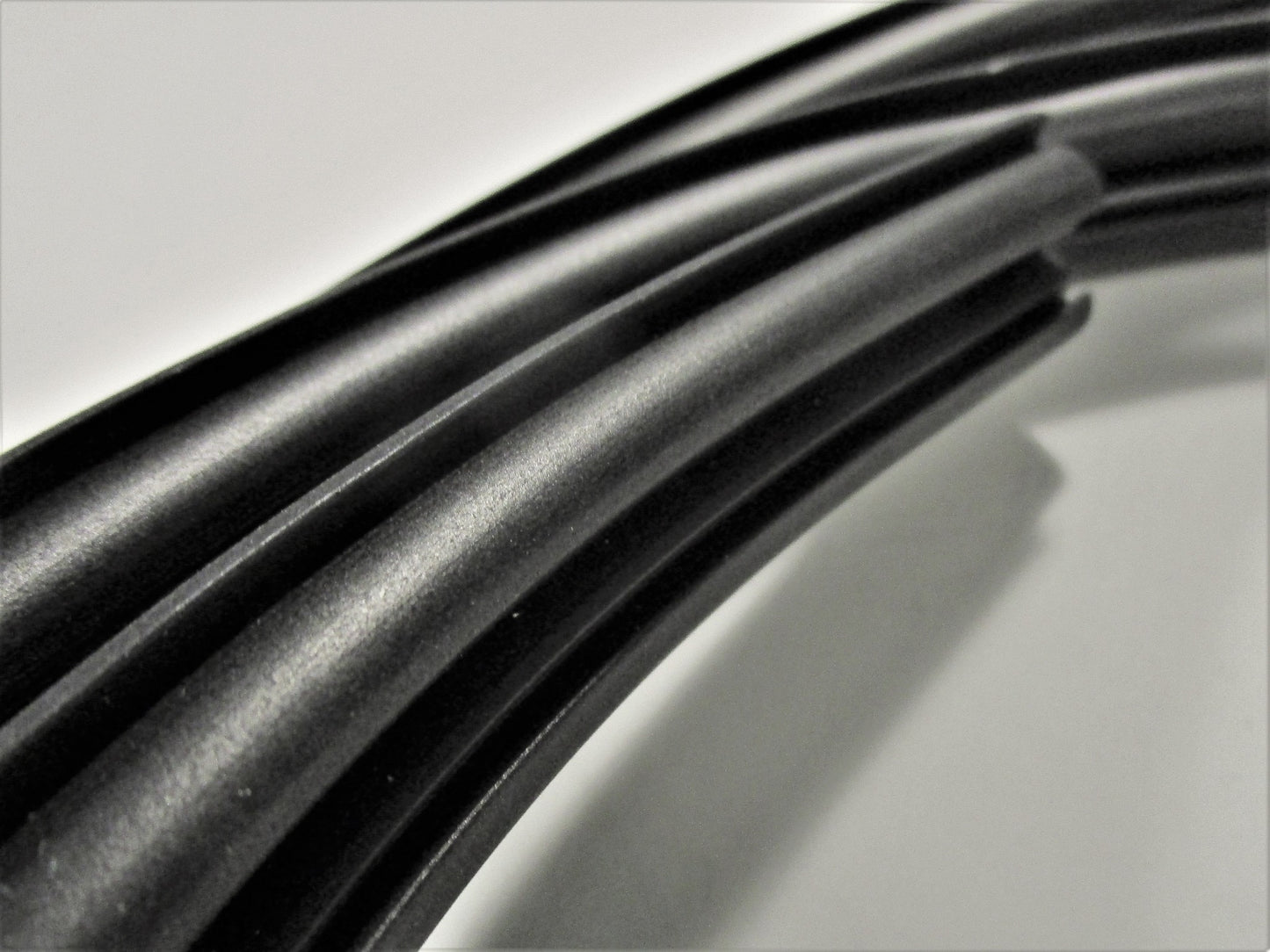 1942 -1966 CHEVROLET GMC FULLSIZE PICKUP TRUCK SMALL REAR WINDOW RUBBER SEAL NEW