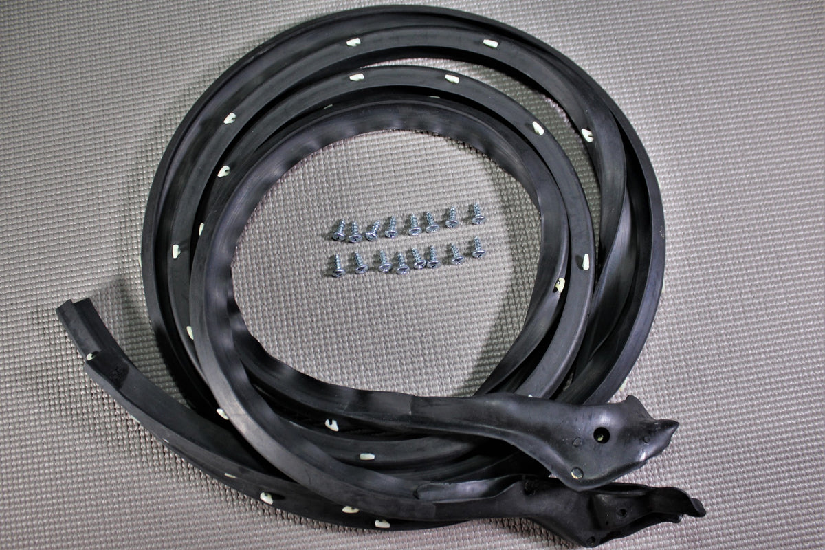 1970-1974 Dodge Challenger Plymouth Cuda Barracuda Rubber Door Seal Set W/ Clips