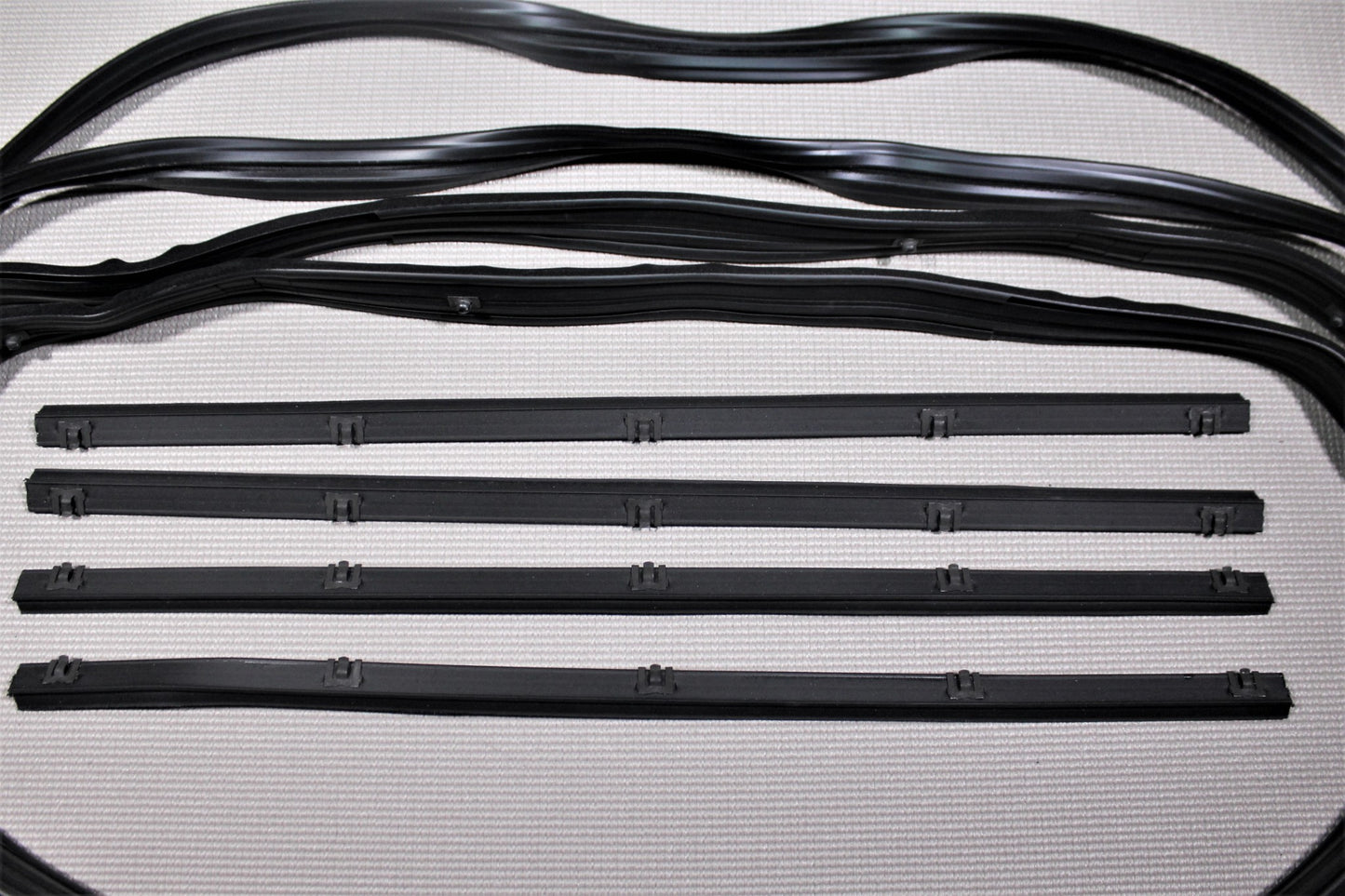 1972 - 1979 DODGE PICKUP RAMCHARGER DOOR WINDOW FELT RUN CHANNEL REPLACEMENT SET