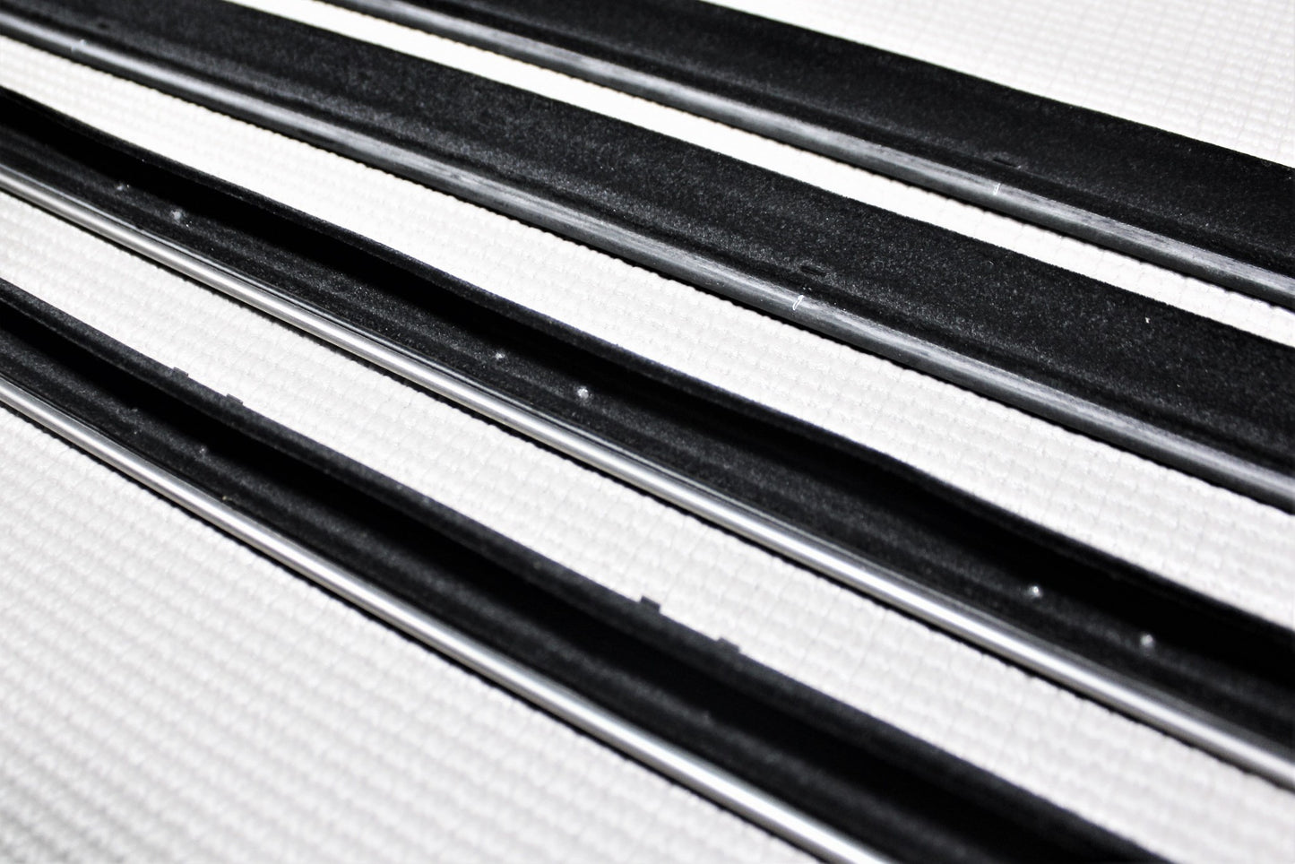 1973-1976 DODGE DART SWINGER OUTER WINDOW FELT RUBBER 4PC REPLACEMENT SET