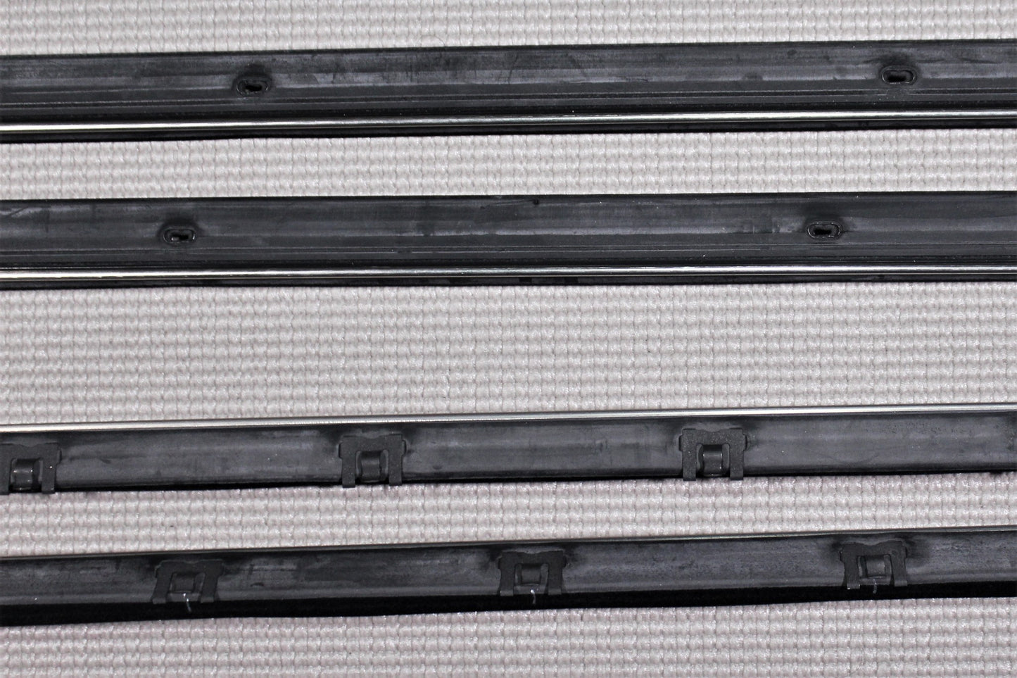 1973-1976 DODGE DART SWINGER OUTER WINDOW FELT RUBBER 4PC REPLACEMENT SET
