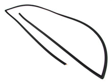 2007 - 2011 TOYOTA - CAMRY - 4 DOOR SEDAN WINDSHIELD REVEAL MOLDING